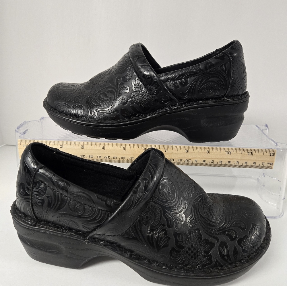 BOC Women's Black Embossed Mules - Picture 2 of 5